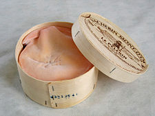 image courtesy of Wikipedia Vacherin (cheese) entry
